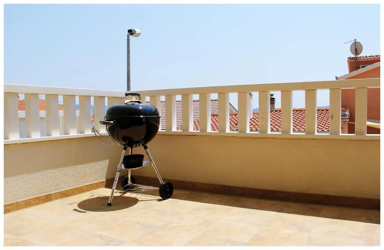 Lado Apartment Trogir