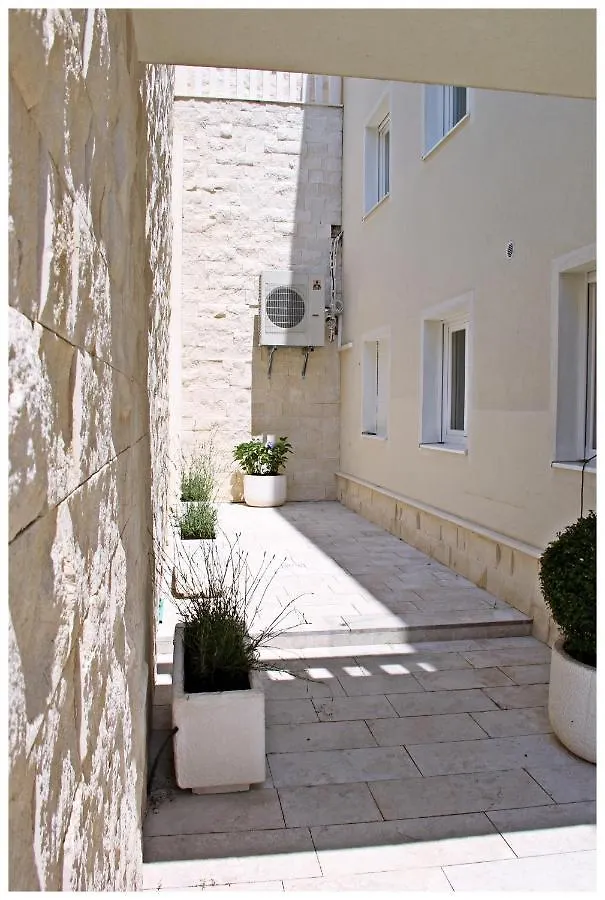 Lado Apartment Trogir