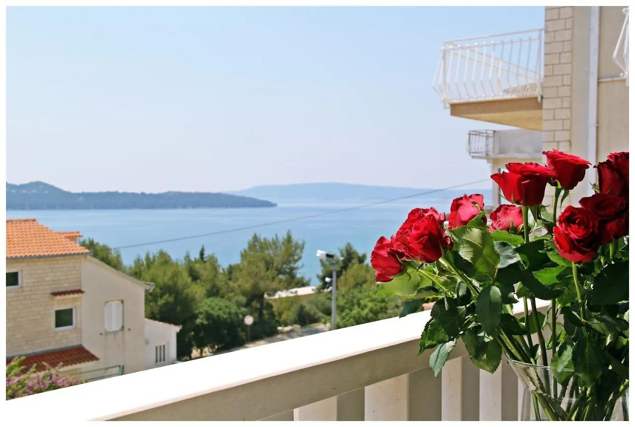 Lado Apartment Trogir