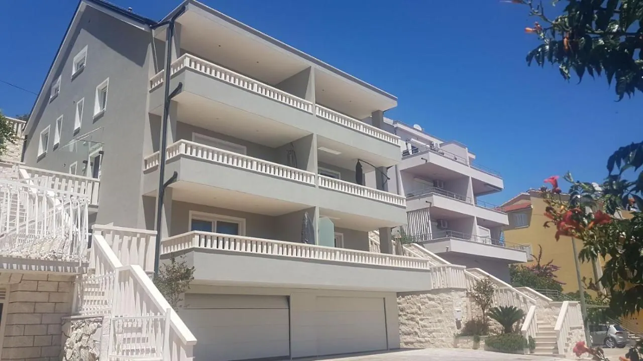 Lado Apartment Trogir